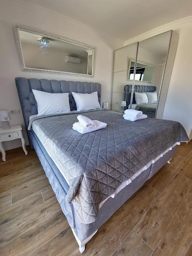 Luxury Villa Laura Malinska