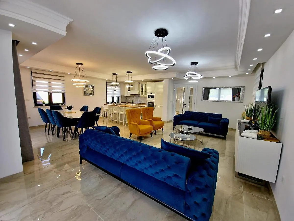 Luxury Villa Laura Malinska