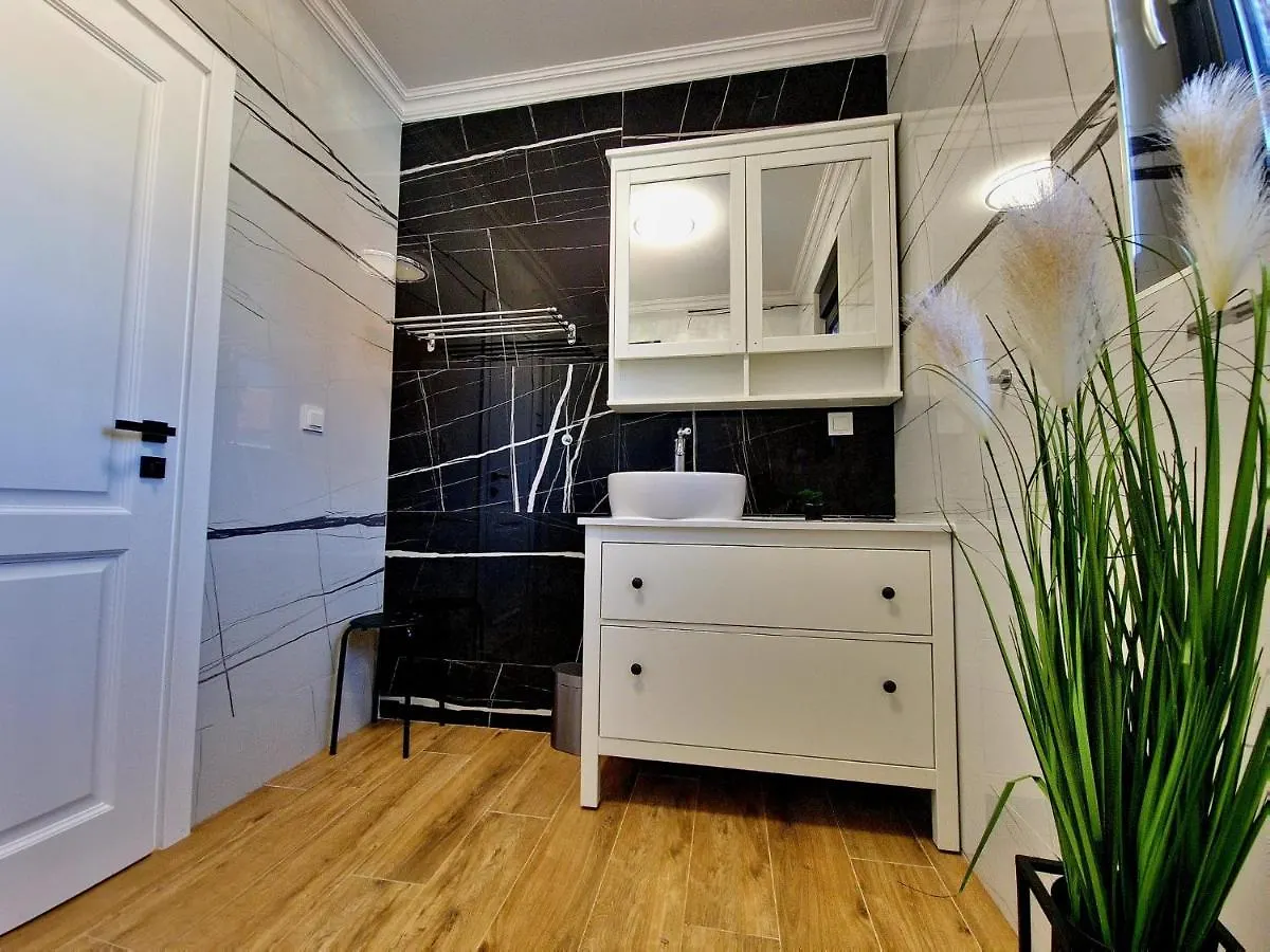 Luxury Villa Laura Malinska 0*,