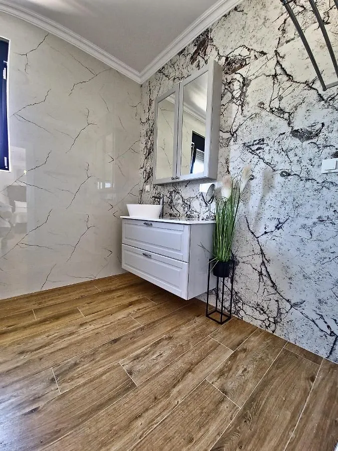 Luxury Villa Laura Malinska